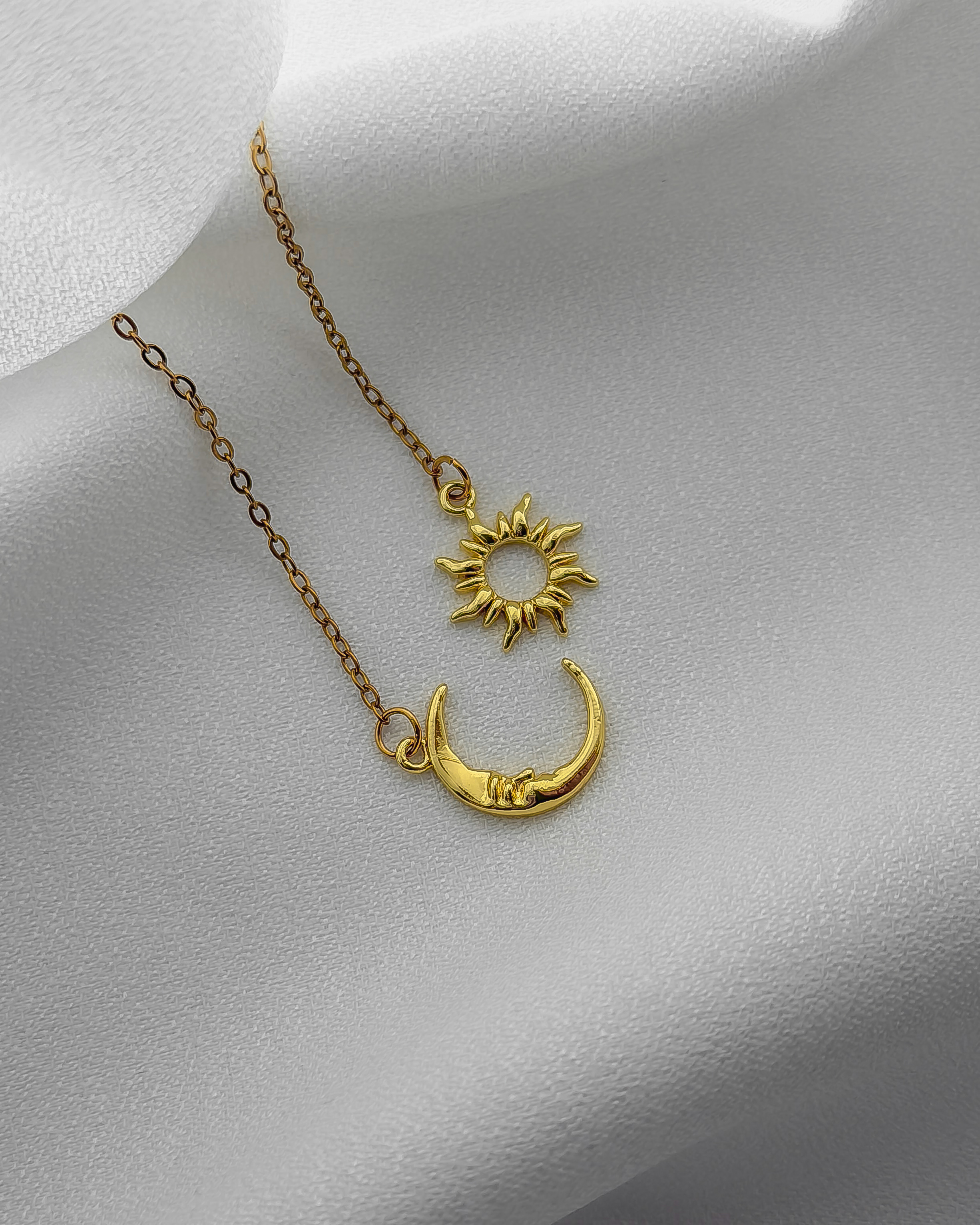 گردنبند مهر و ماه ✨
